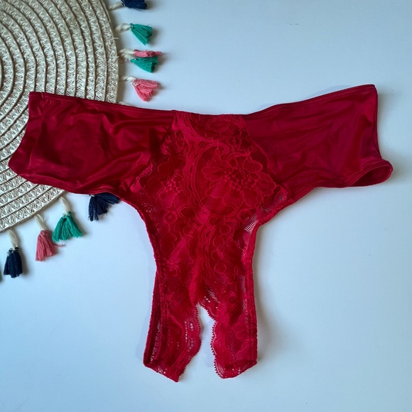 Victoria’s Secret Crotchless Lace-Trim Cheeky Panty Lipstick Large NEW - Picture 3 of 4